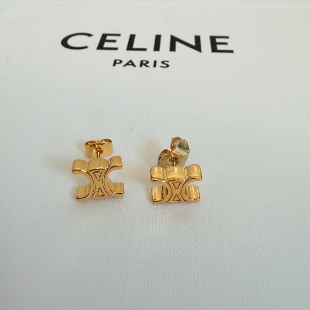 CELINE TRIOMPHE STUDS IN BRASS WITH GOLD FINISH - Picture 2 of 6